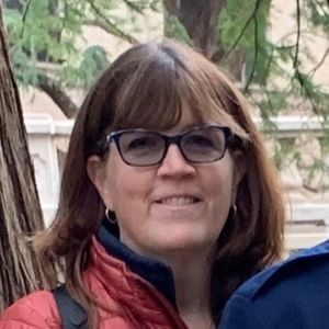 Meet your Posher, Lisa